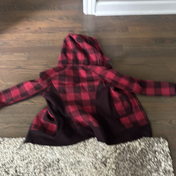 Lululemon Athletica Lumberjack Camp Scuba Jacket size 6 - Picture 3 of 3